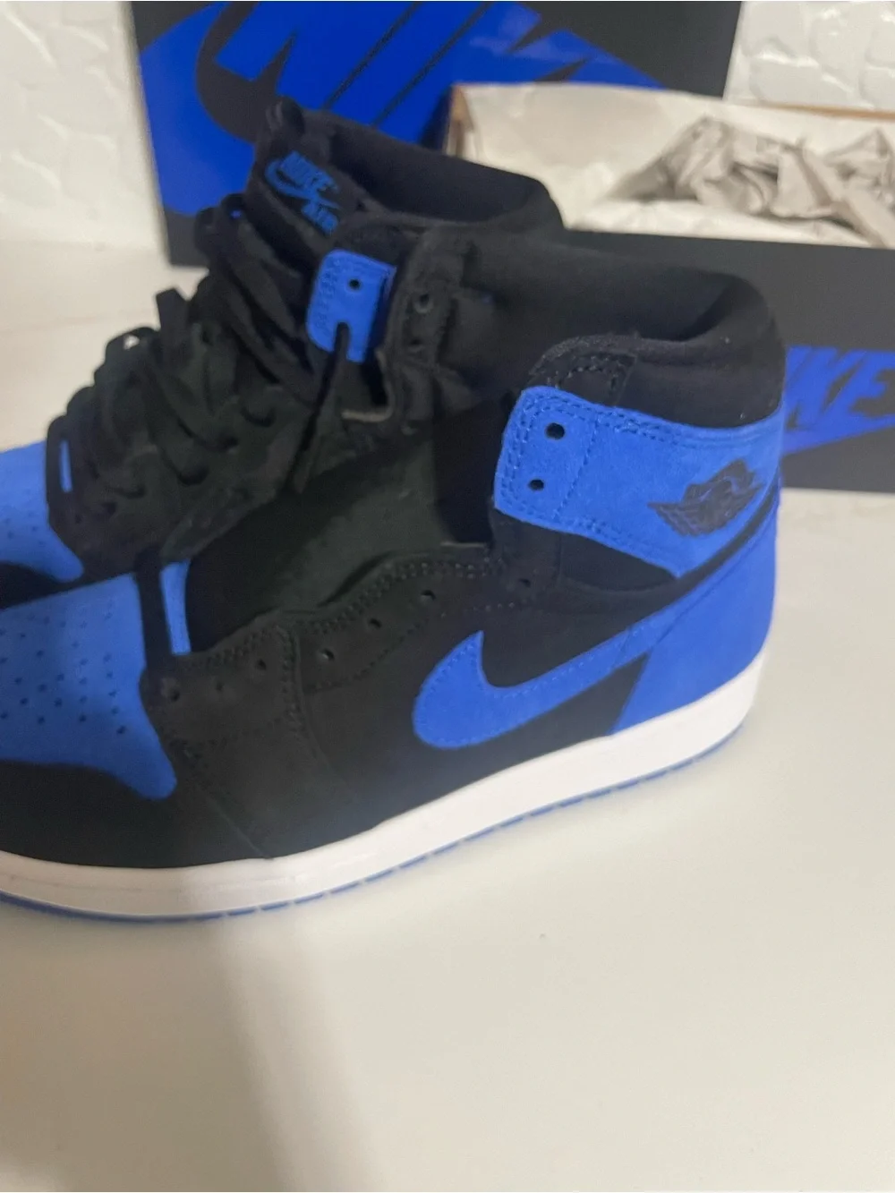 Jordan sneakers retro blue and black